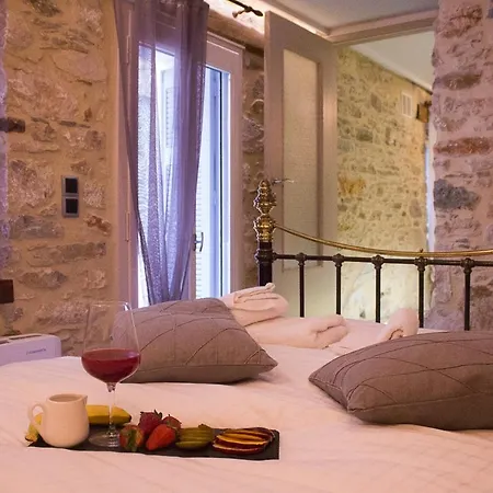 Apartment Private Stone Houses In Ermoupolis *