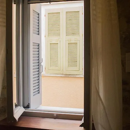 Apartament Private Stone Houses In Ermoupolis *